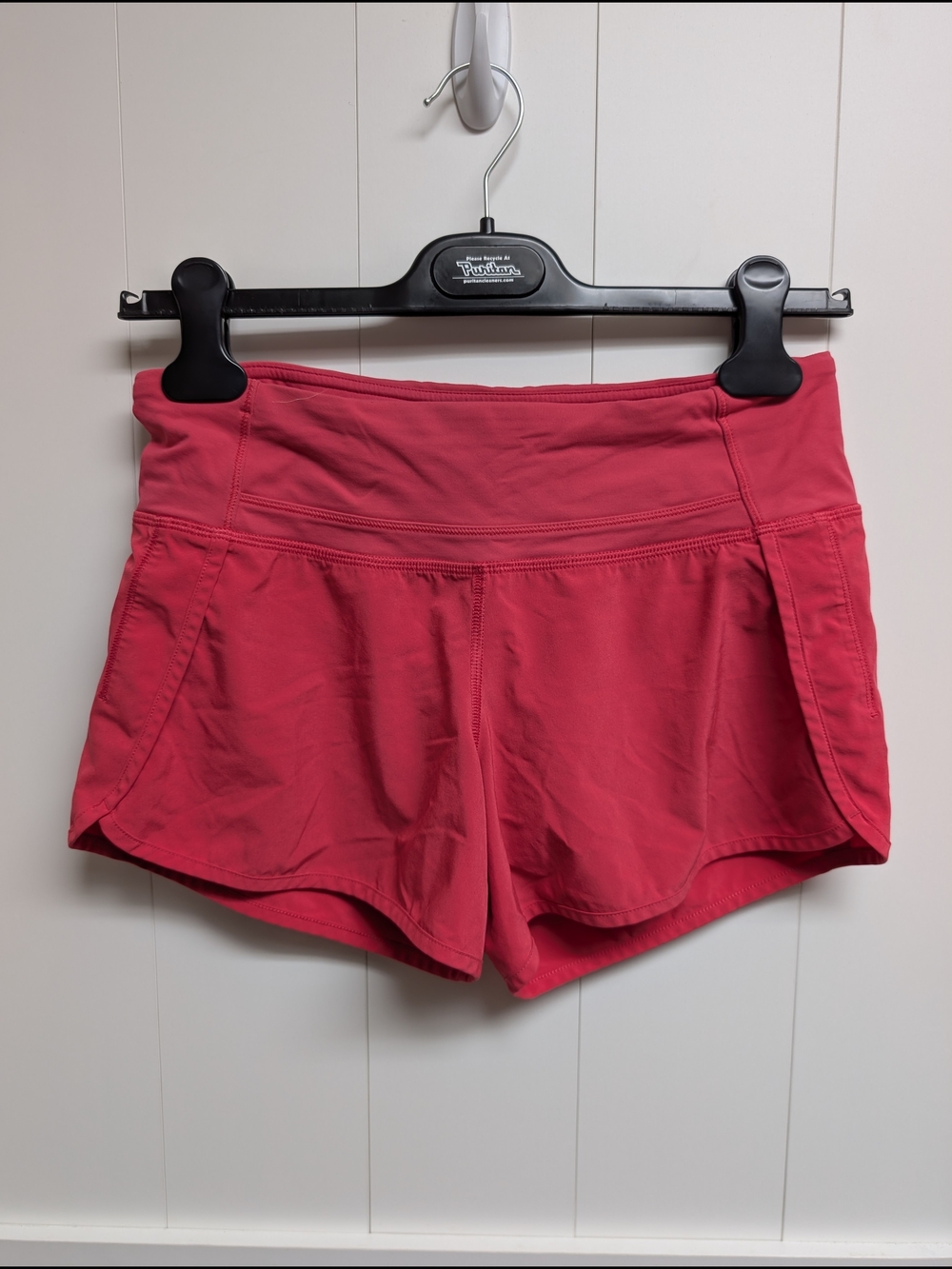 Lululemon Women's Athletic Shorts - Raspberry Pink, sz 4